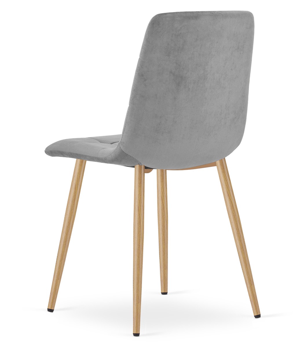 4088_krzesło CUBE jasny szary aksamit nogi kolor drewna_skos lewy tył.jpg